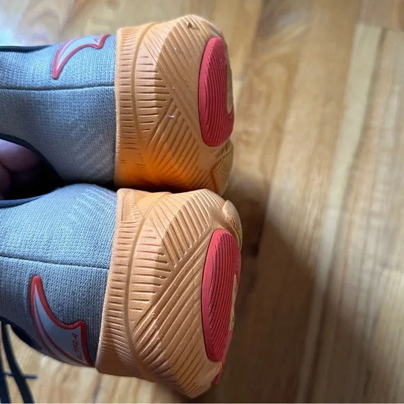 ALTRA Men's Experience Flow Road Running Shoe, sand, size 10 - Picture 4 of 11